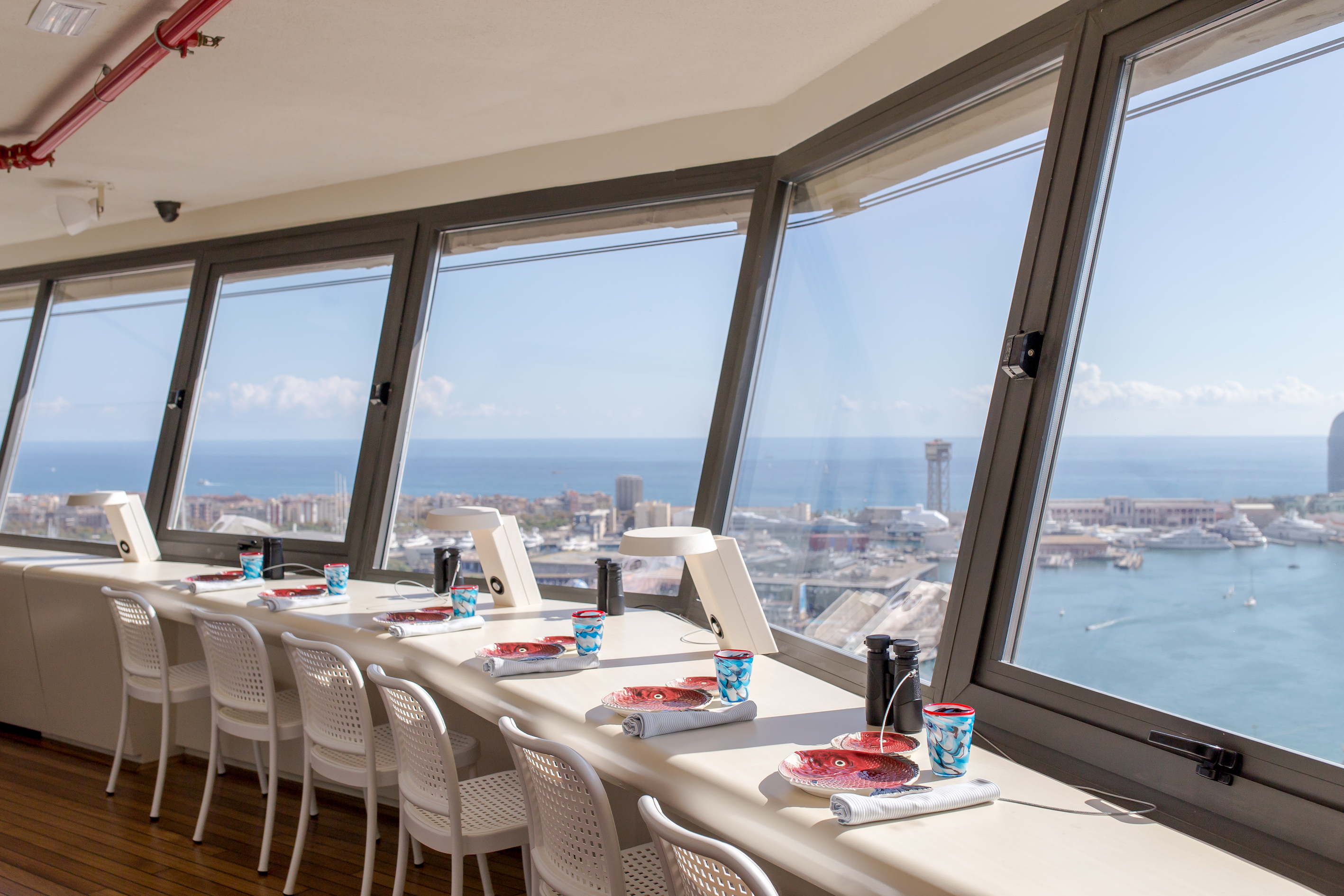 4328Restaurante Marea Alta, el mejor pescado con vistas sobre Barcelona!